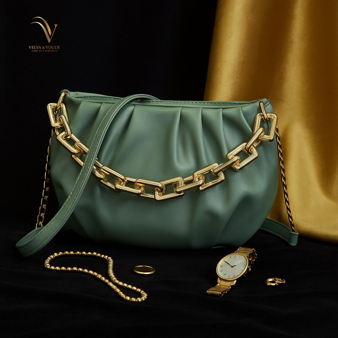 Charmant Plain Saddle Crossbody Bag